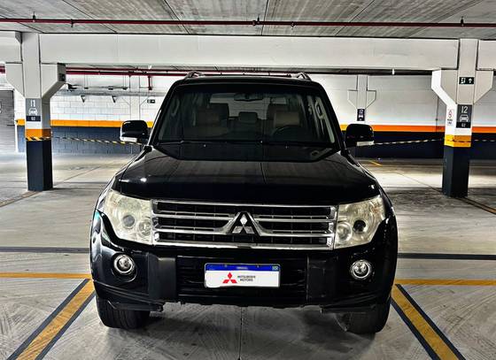 MITSUBISHI PAJERO FULL 3.8 HPE 4X4 V6 24V GASOLINA 4P AUTOMÁTICO